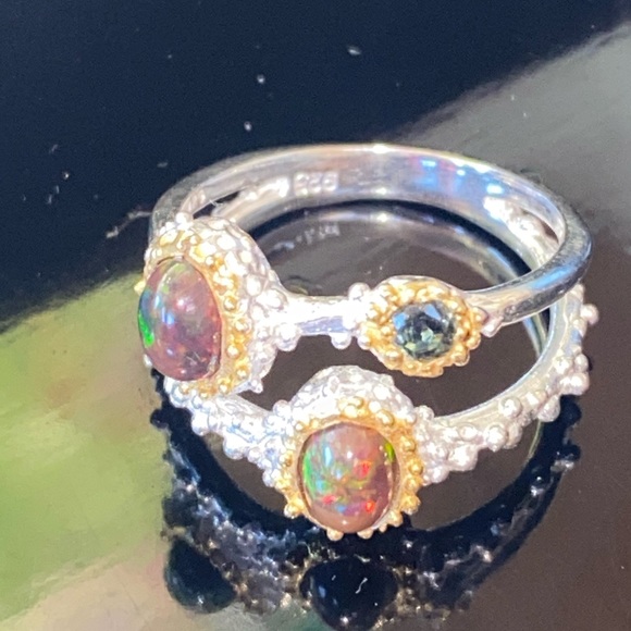 Gorgeous Genuine Ethiopian Opal Sapphire Ring - Picture 10 of 16